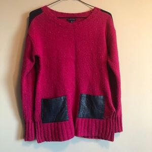 Tommy Hilfiger sweater with leather pockets